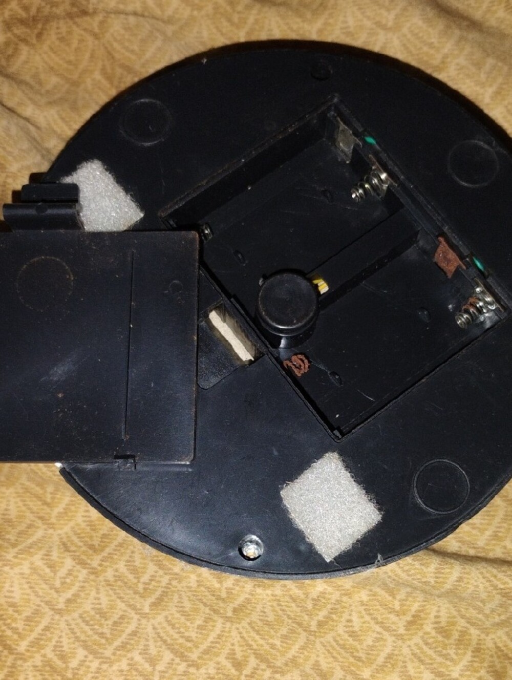 Compact Wireless Touch Battery Operated Light - Picture 4 of 4